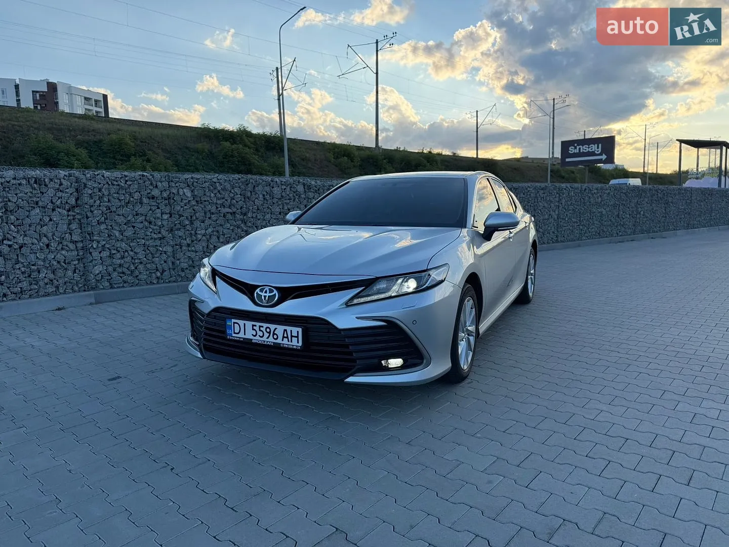 2021 Toyota Camry - мініатюра 7