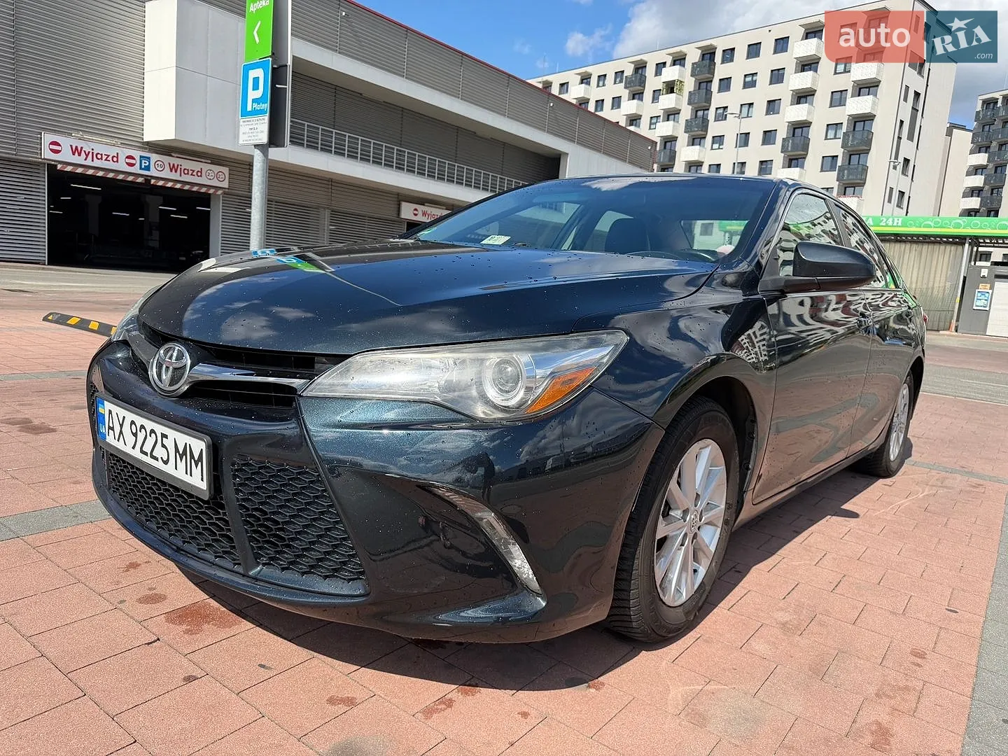 2016 Toyota Camry - фото 1