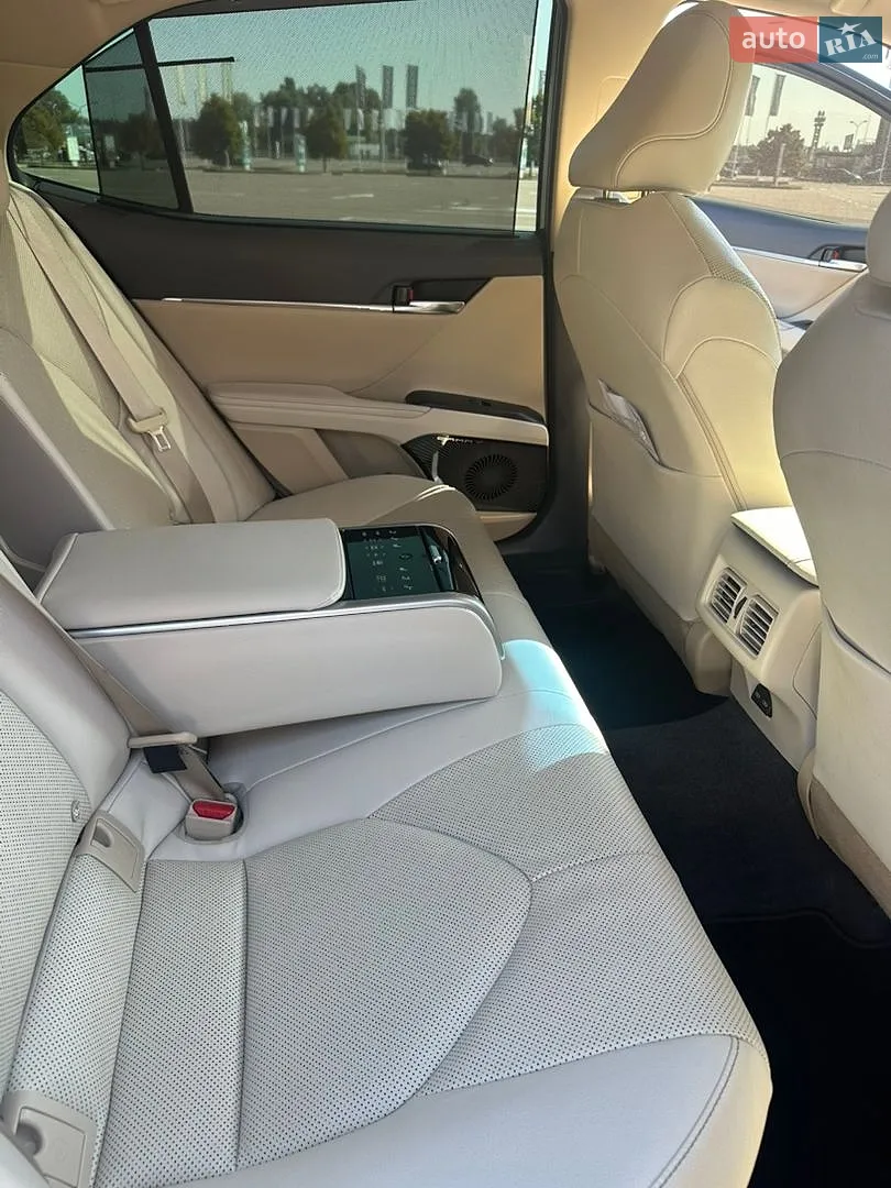 2023 Toyota Camry - мініатюра 21