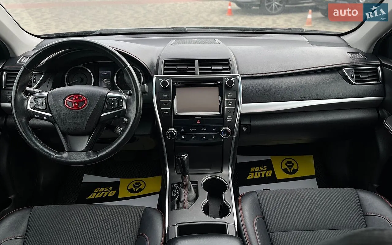 2016 Toyota Camry - мініатюра 16