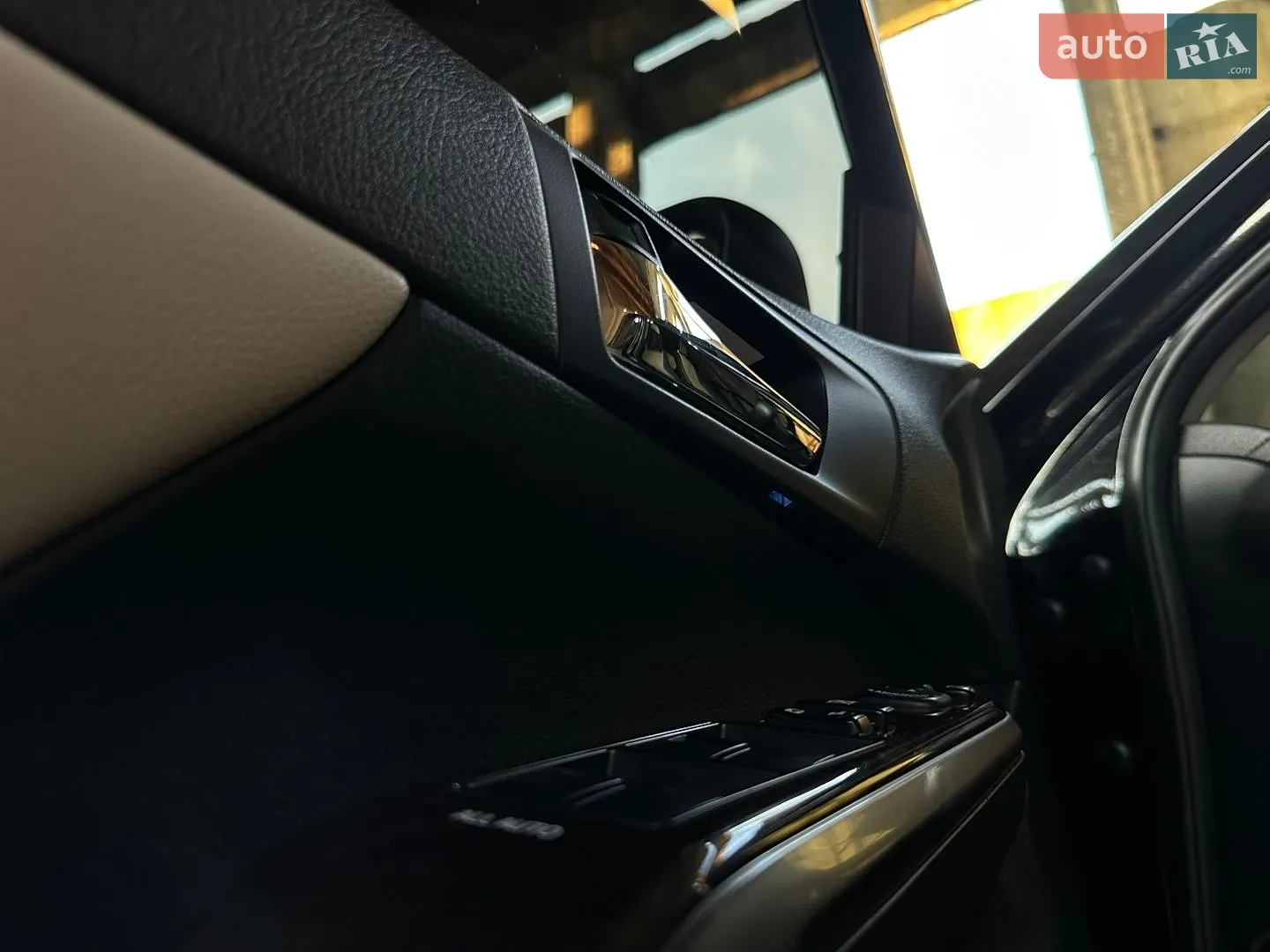 2015 Toyota Camry - мініатюра 27