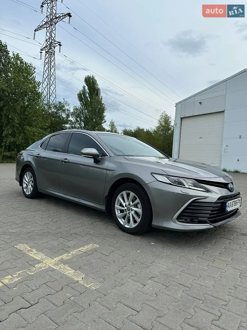 2021 Toyota Camry - мініатюра 3