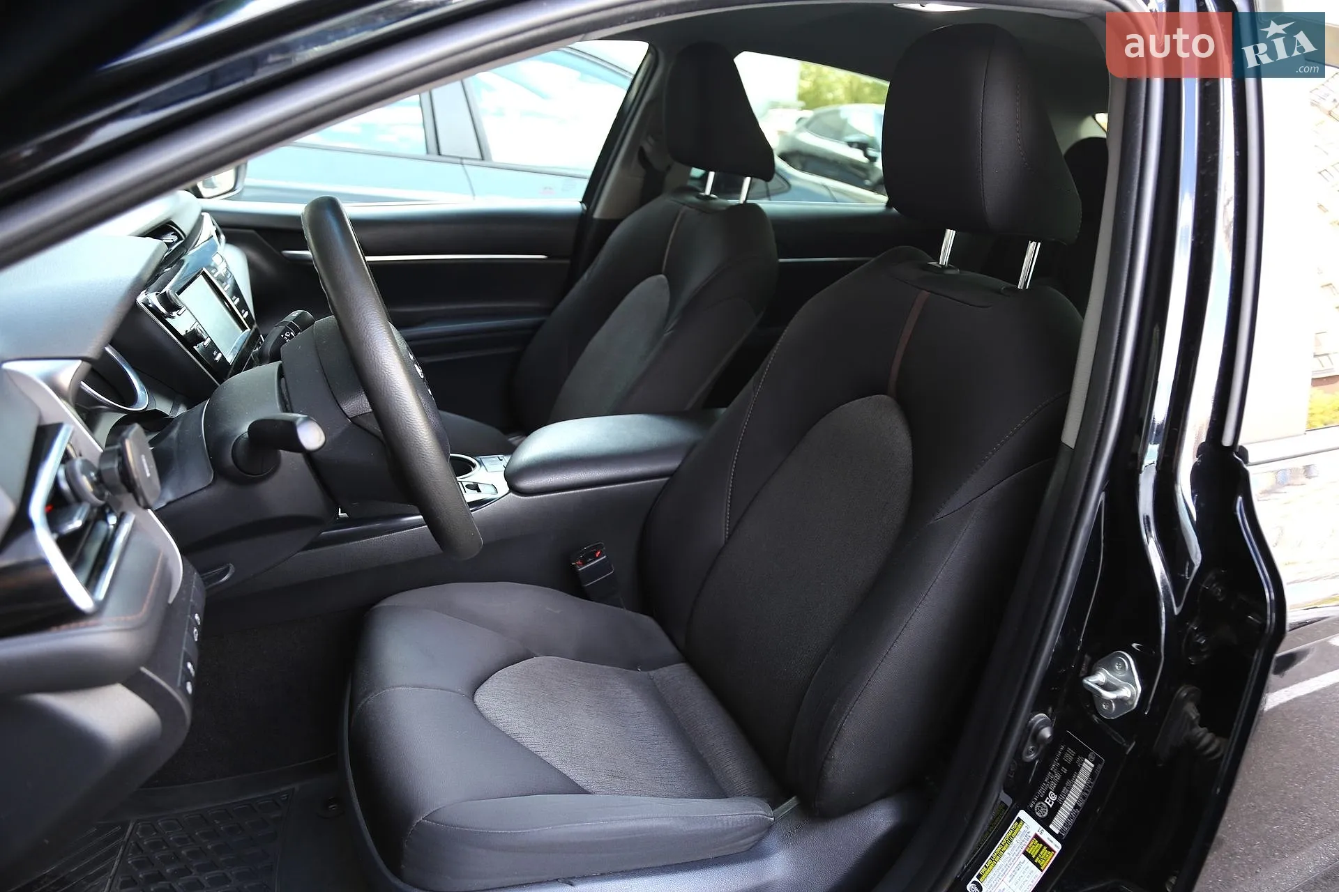 2018 Toyota Camry - мініатюра 9