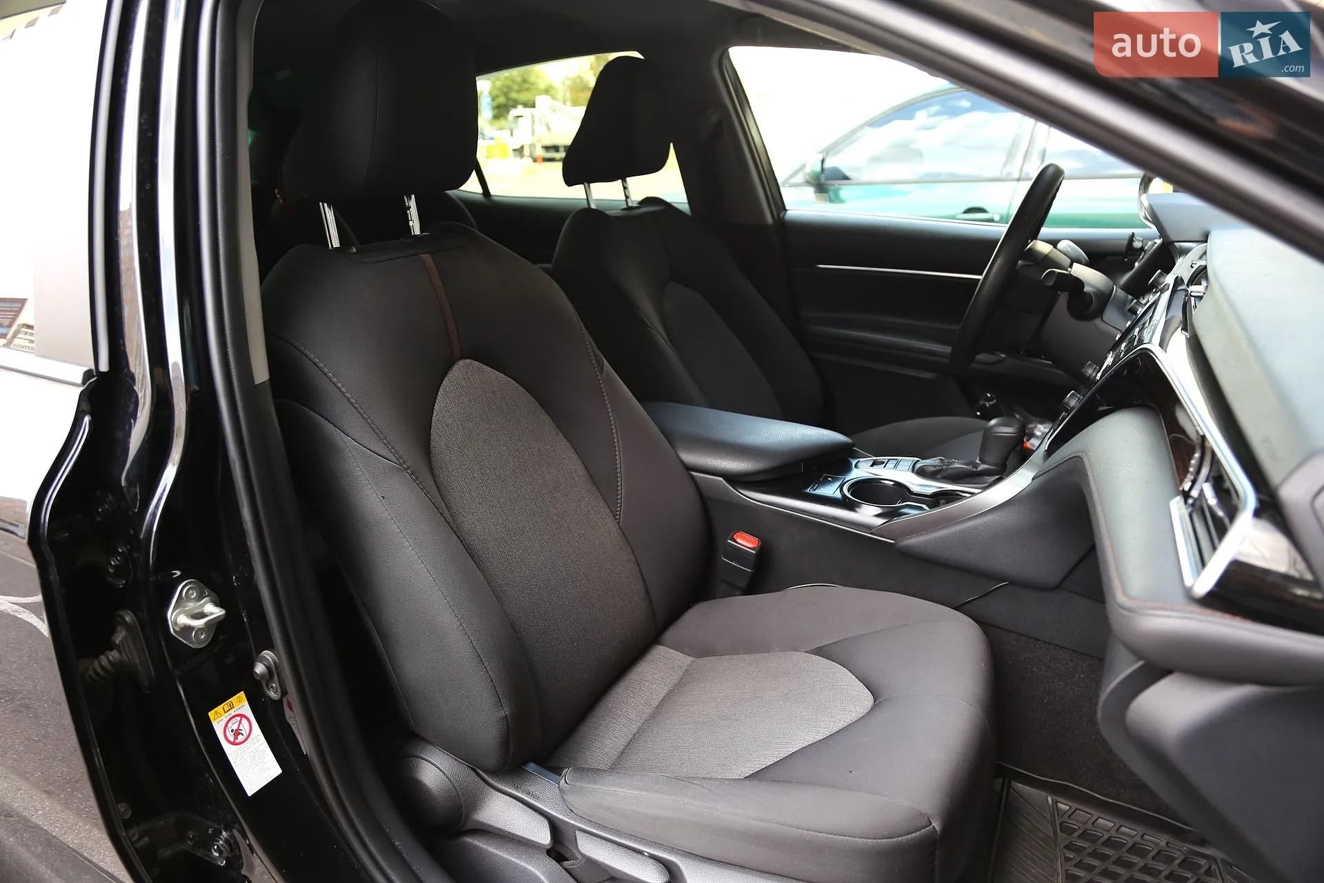 2018 Toyota Camry - мініатюра 11