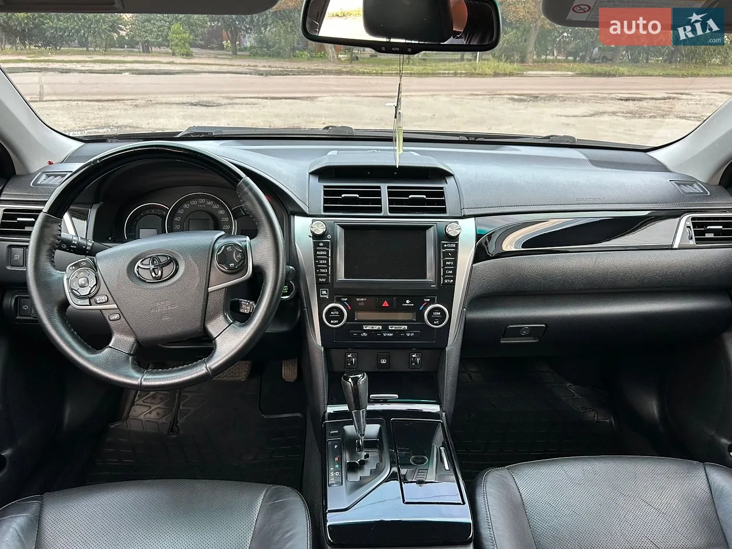 2011 Toyota Camry - мініатюра 15