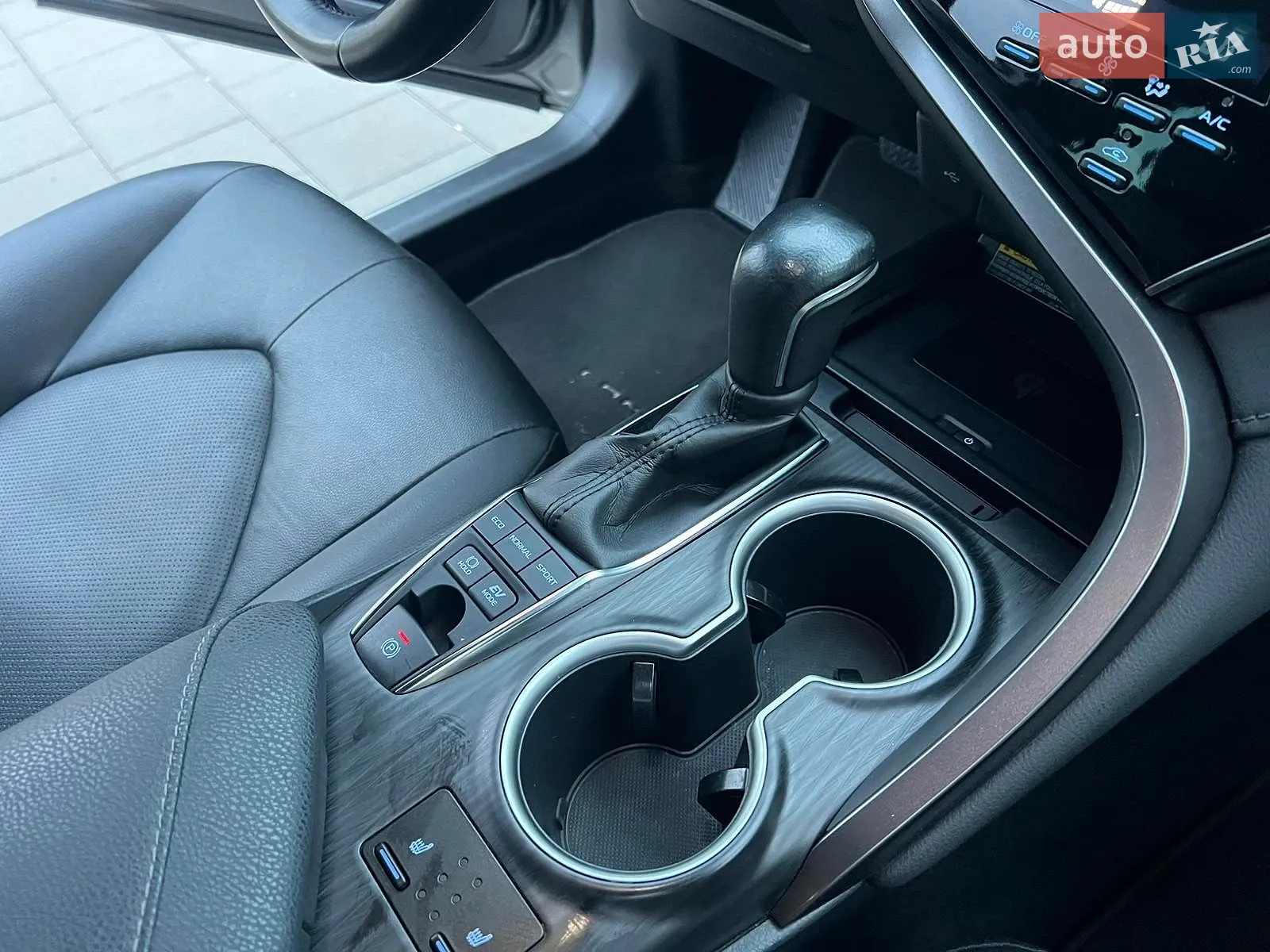 2021 Toyota Camry - мініатюра 44