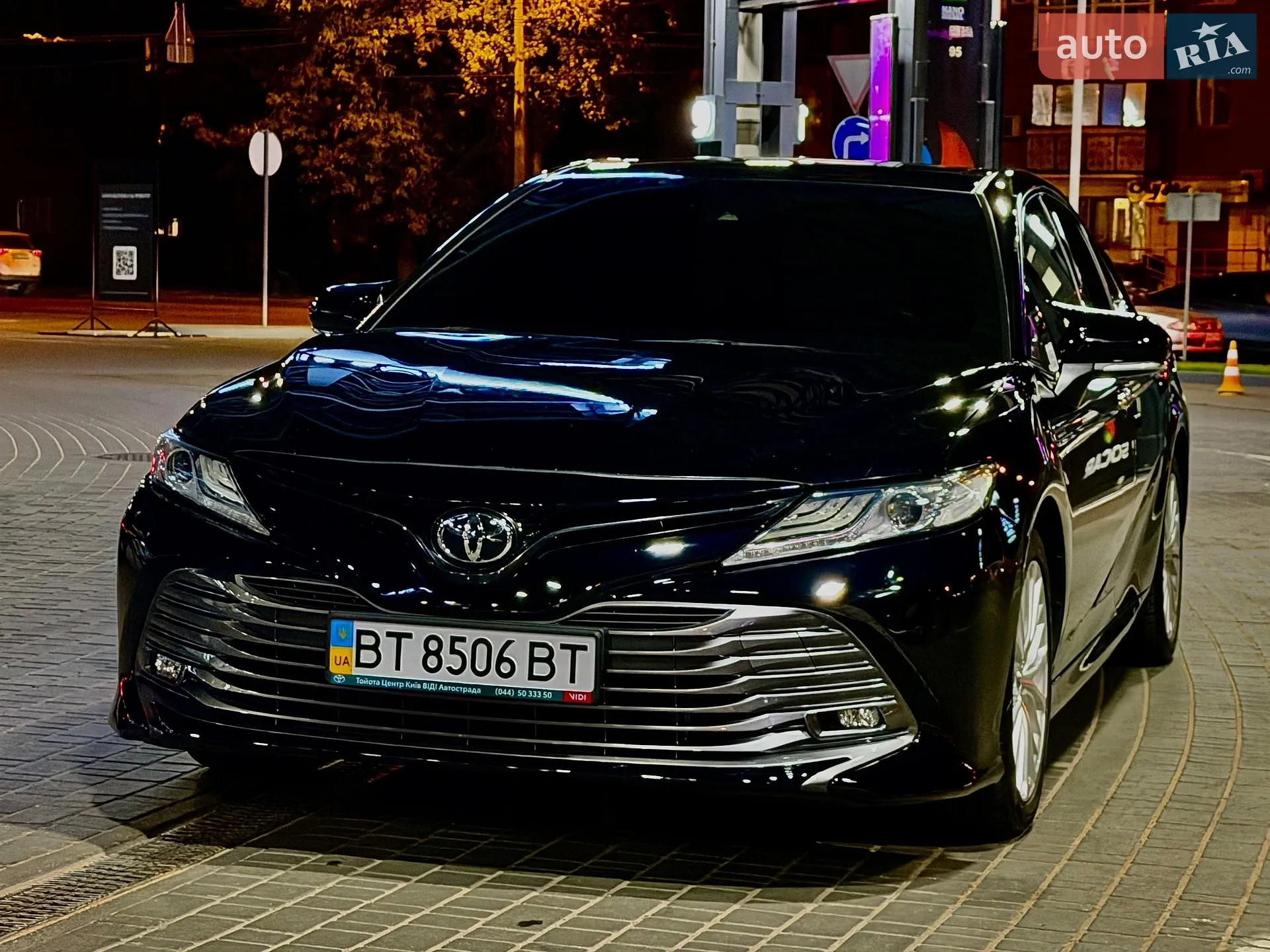 2018 Toyota Camry - мініатюра 19
