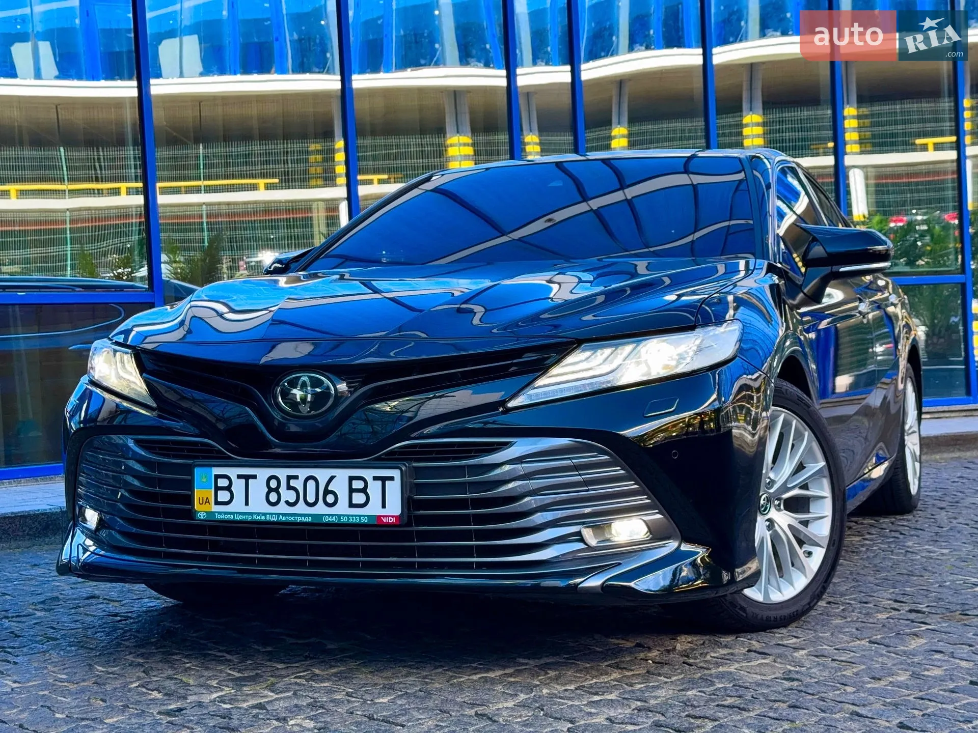 2018 Toyota Camry - фото 1