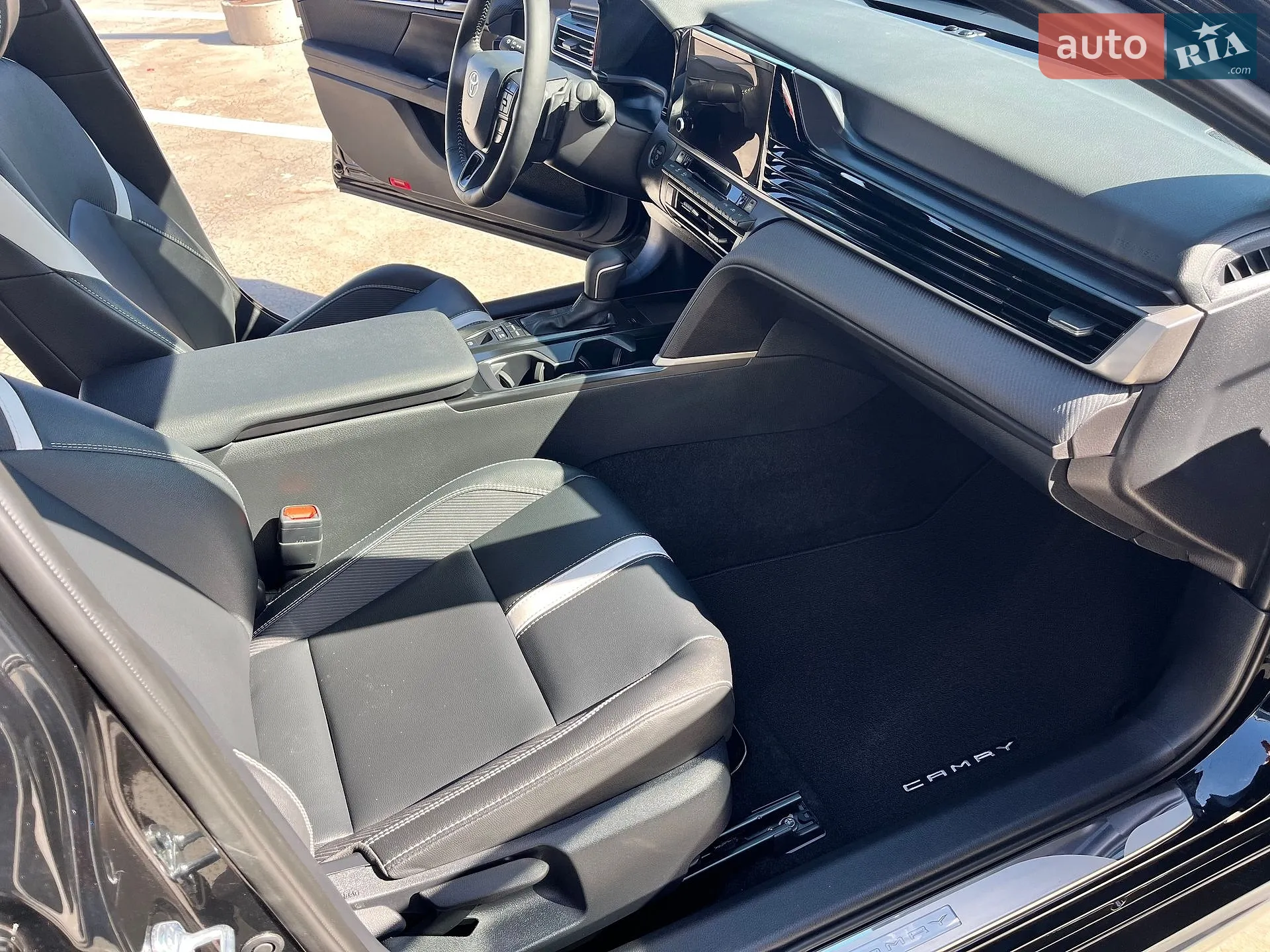 2026 Toyota Camry - мініатюра 40