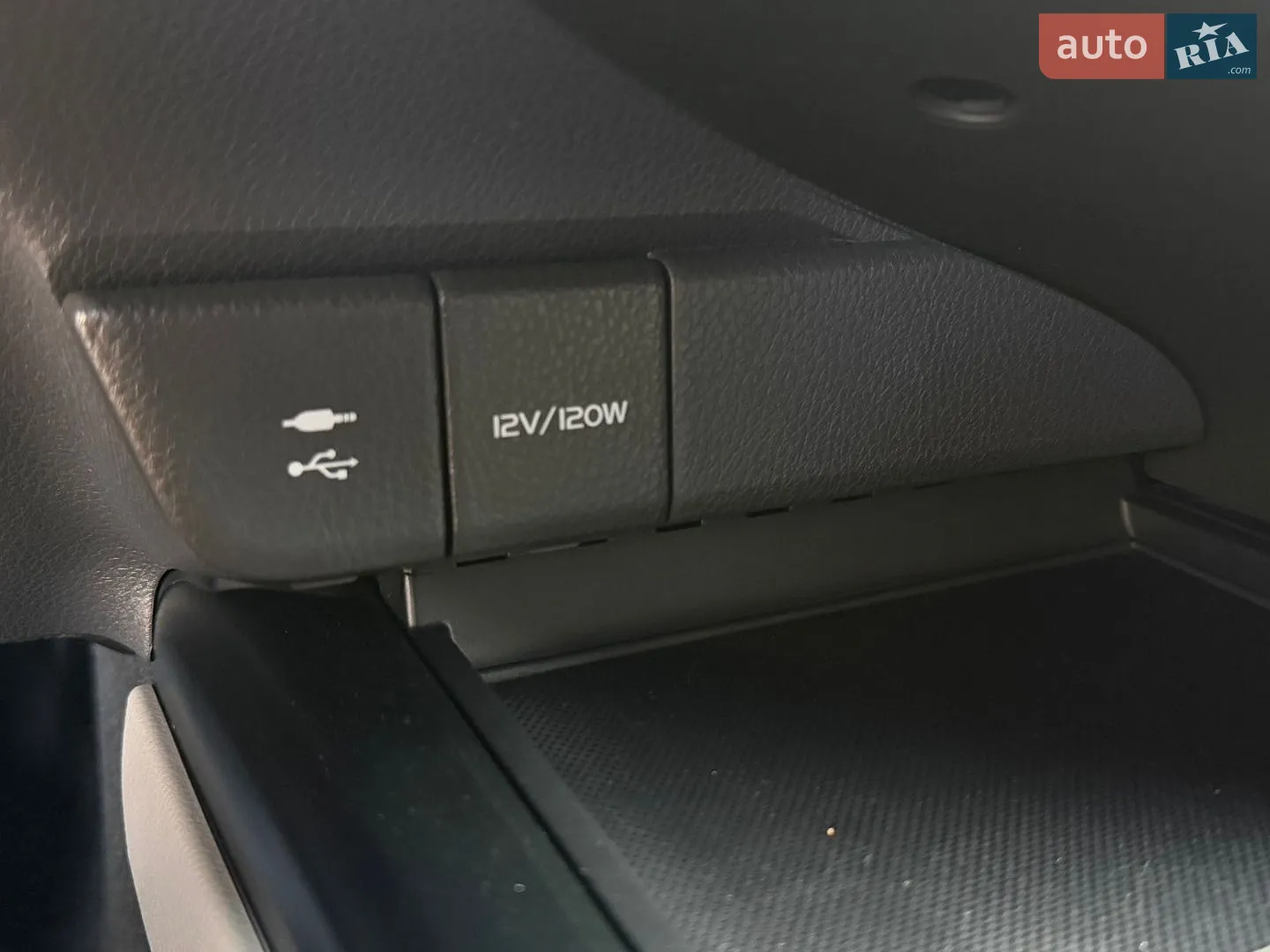 2018 Toyota Camry - мініатюра 48