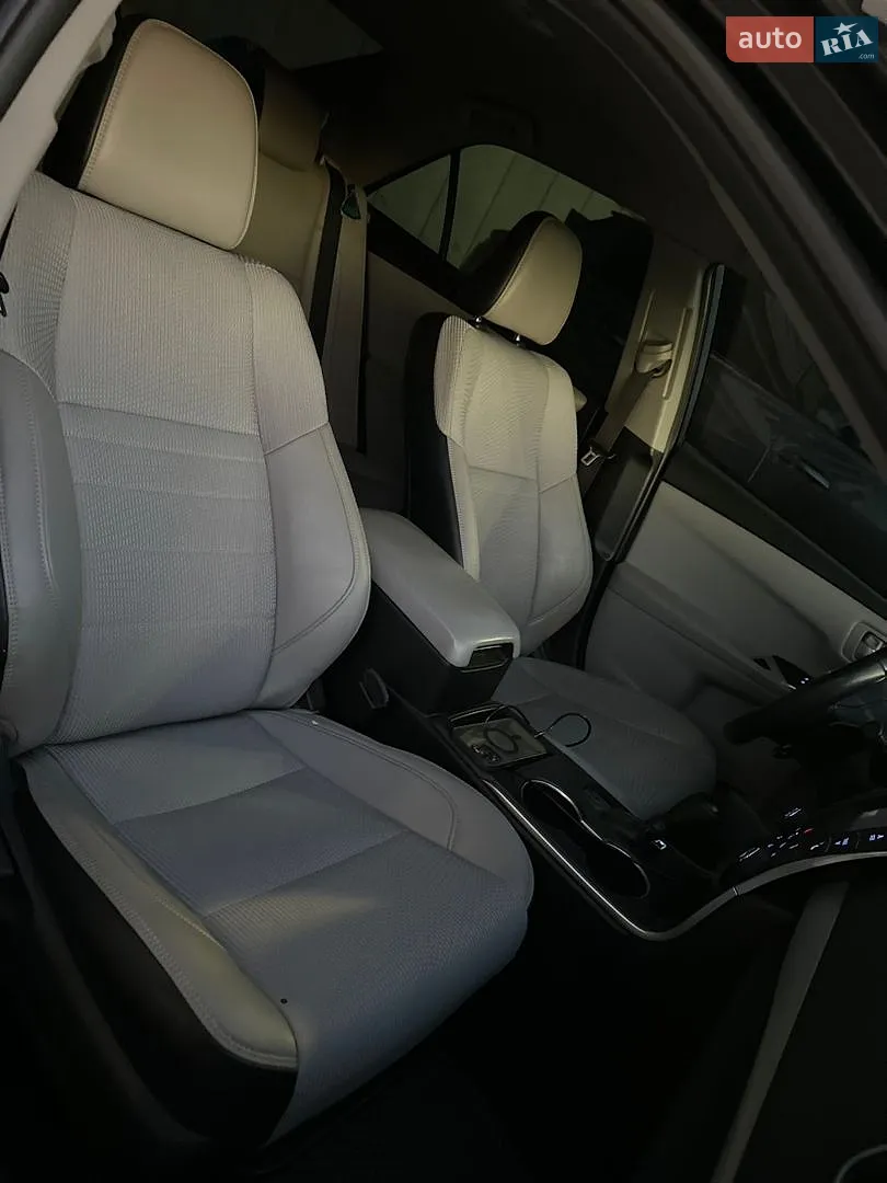2016 Toyota Camry - мініатюра 20