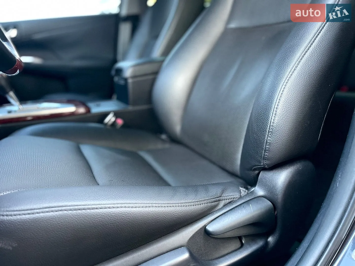 2014 Toyota Camry - мініатюра 28