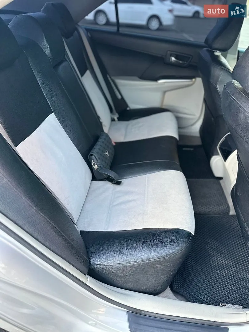 2013 Toyota Camry - мініатюра 13