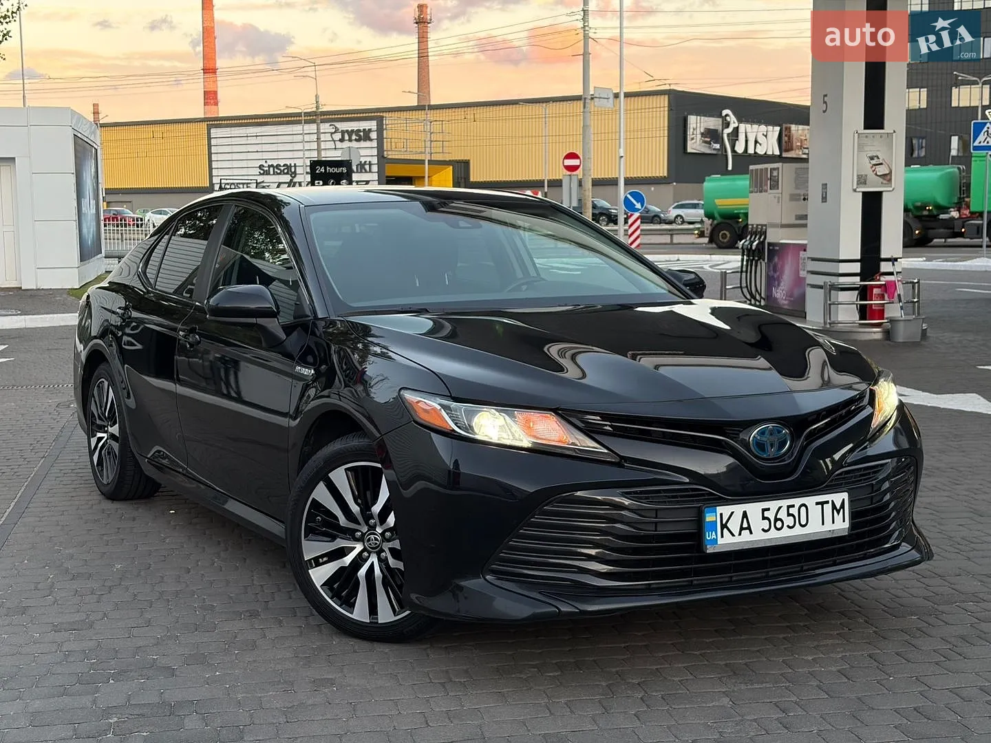 2019 Toyota Camry - мініатюра 12