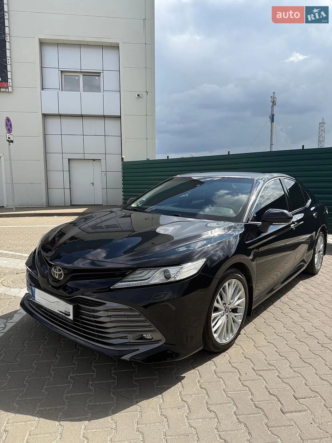 2018 Toyota Camry - фото 1