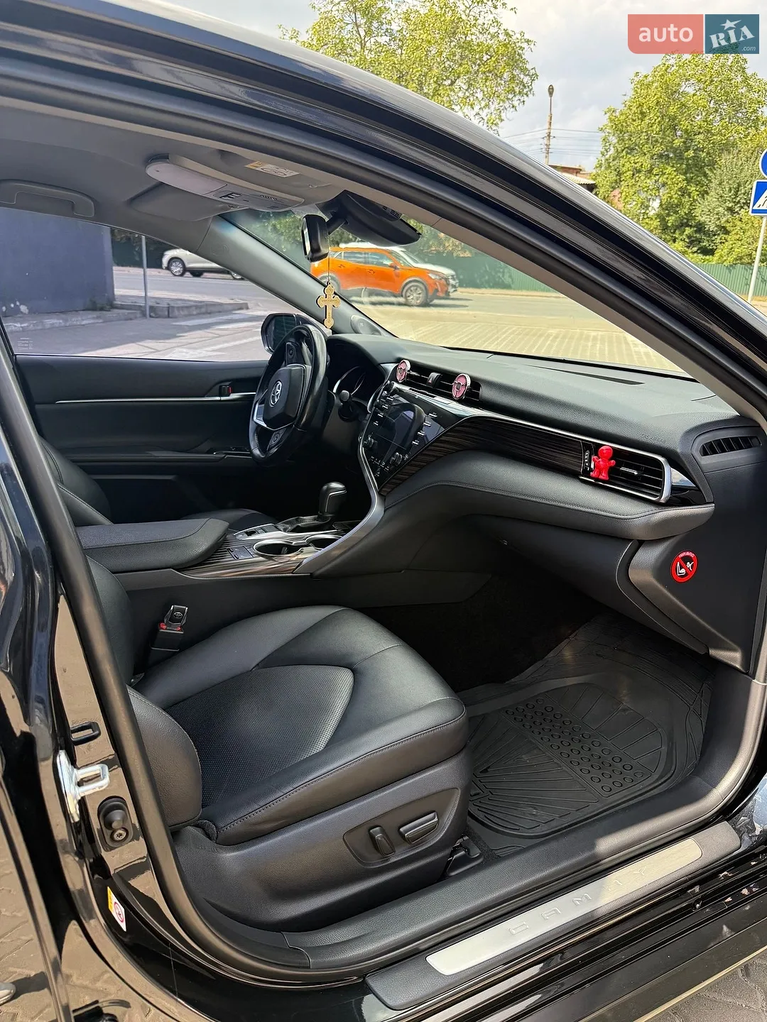 2018 Toyota Camry - мініатюра 14