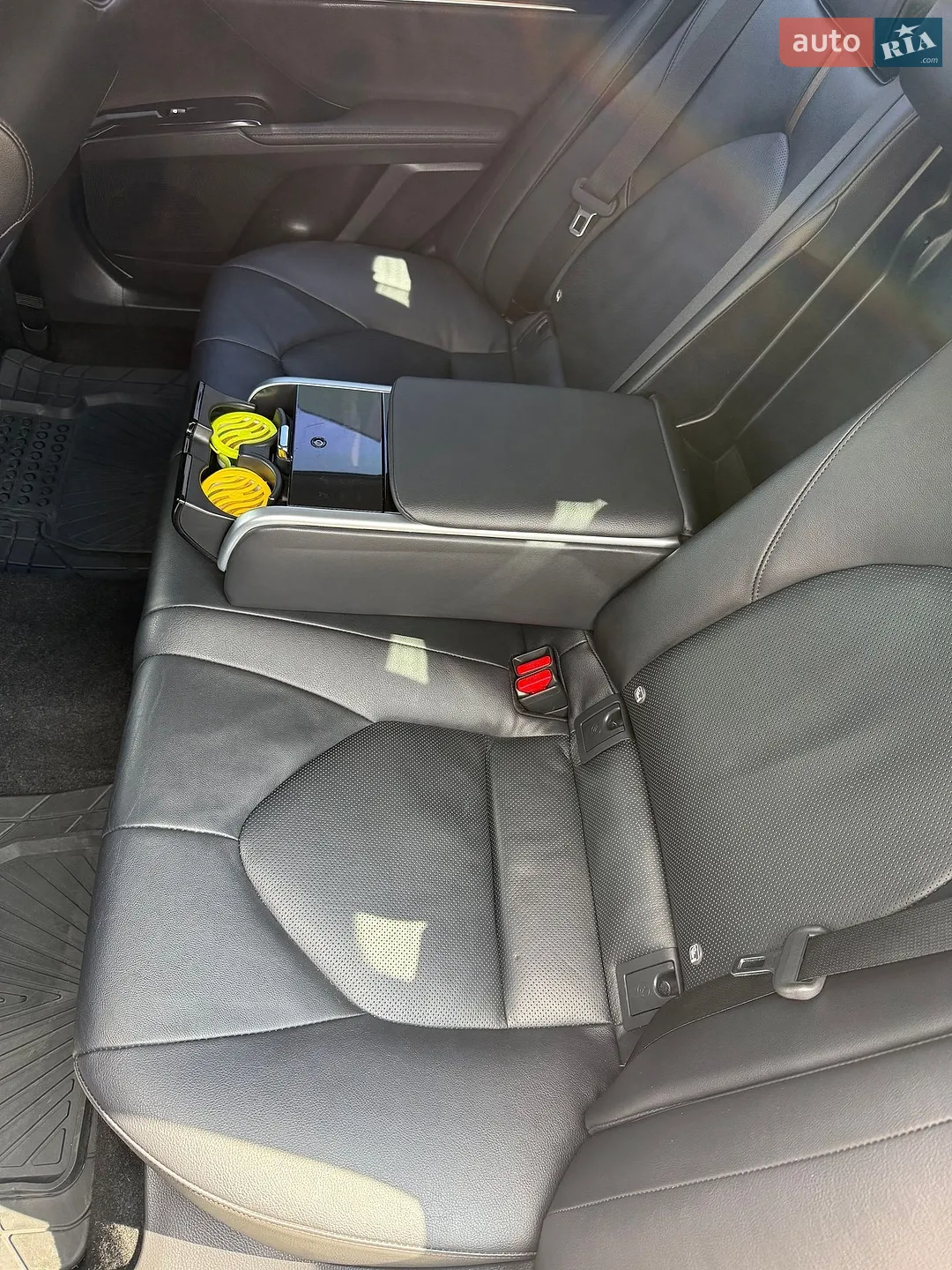 2018 Toyota Camry - мініатюра 20