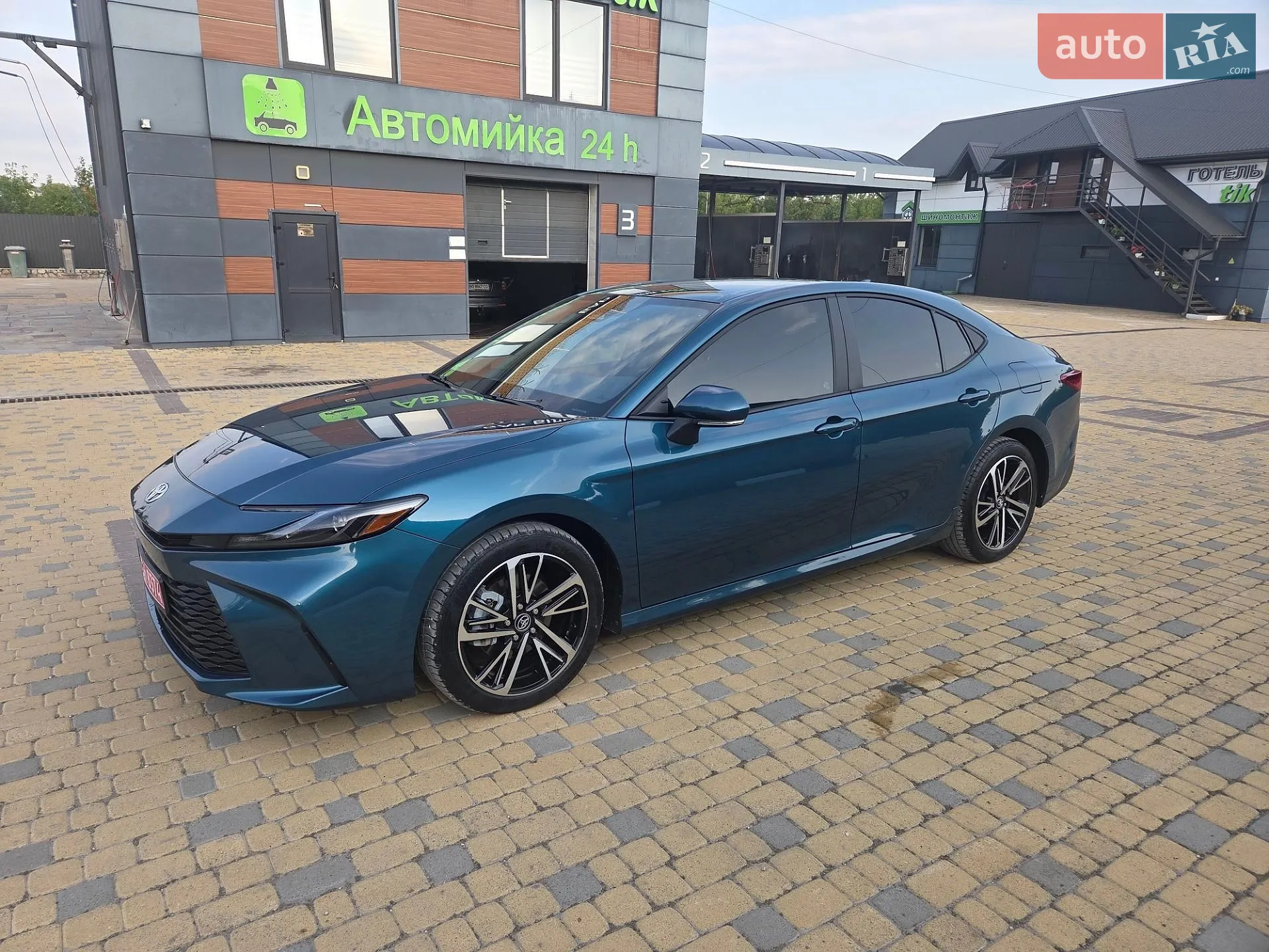 2025 Toyota Camry - мініатюра 4