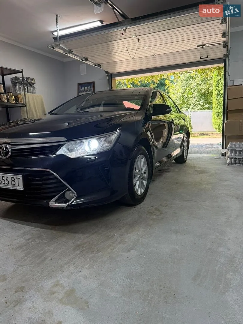 2016 Toyota Camry - мініатюра 3