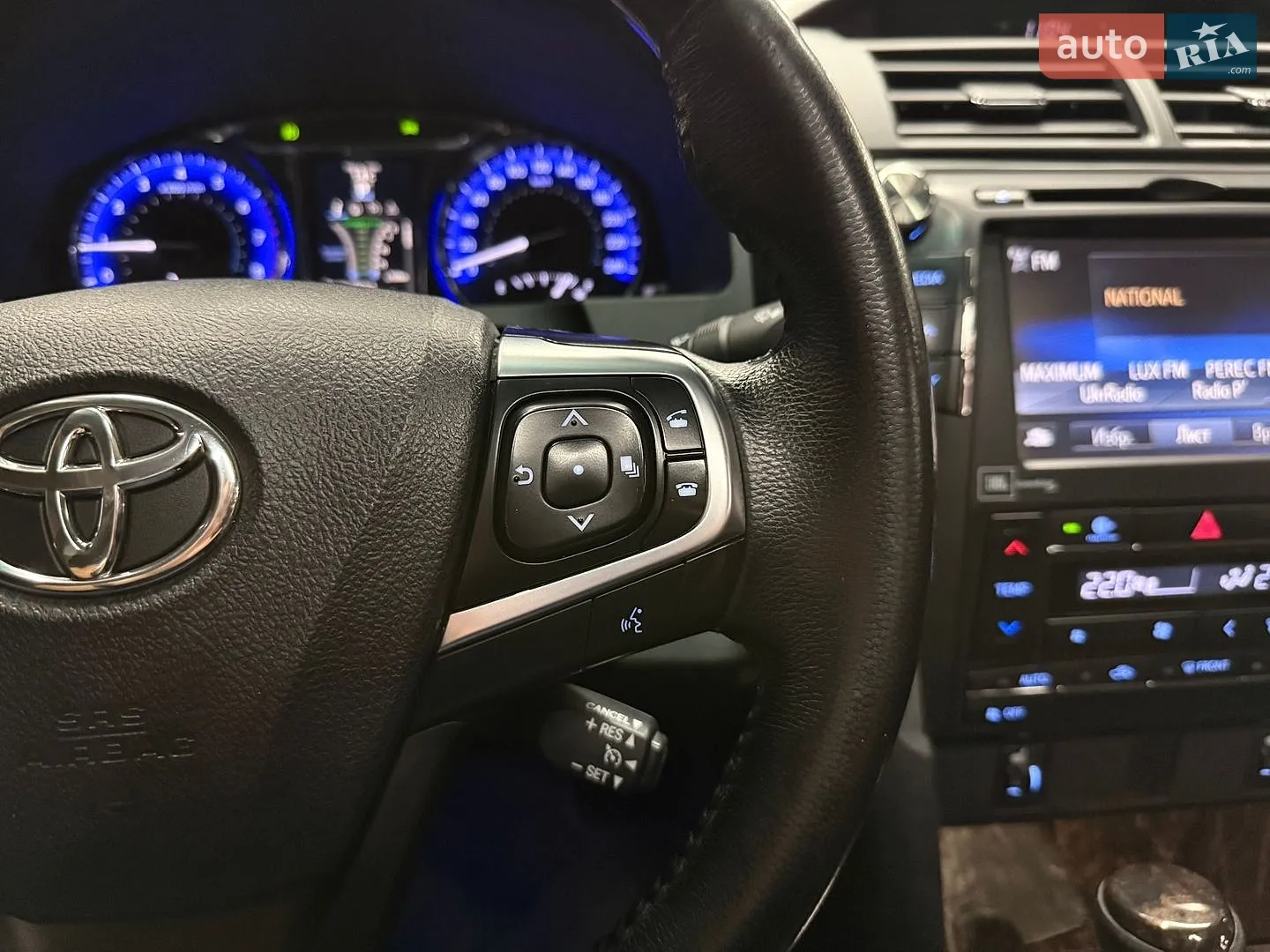 2014 Toyota Camry - мініатюра 31