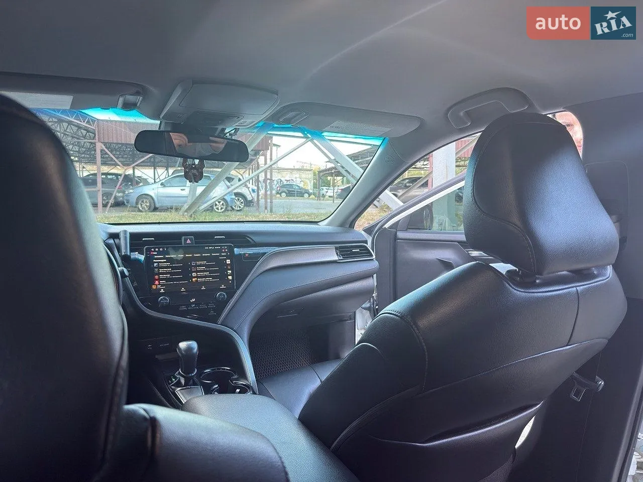2019 Toyota Camry - мініатюра 19