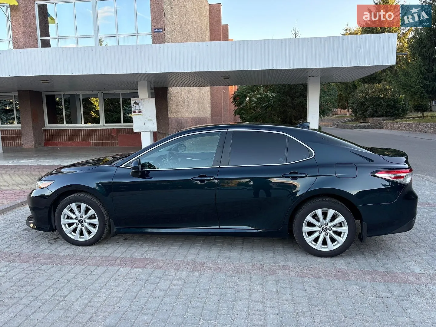 2019 Toyota Camry - мініатюра 14