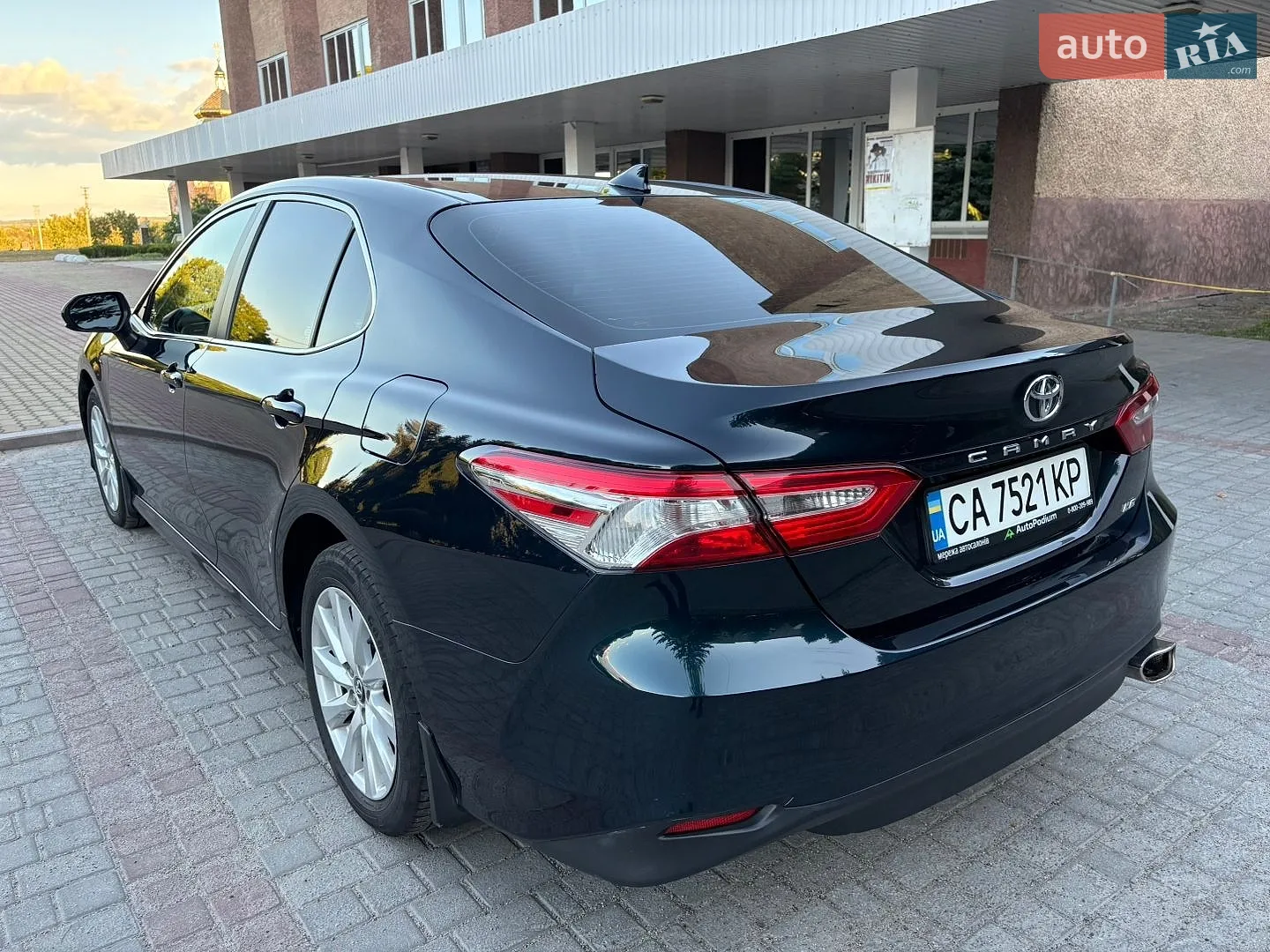 2019 Toyota Camry - мініатюра 20