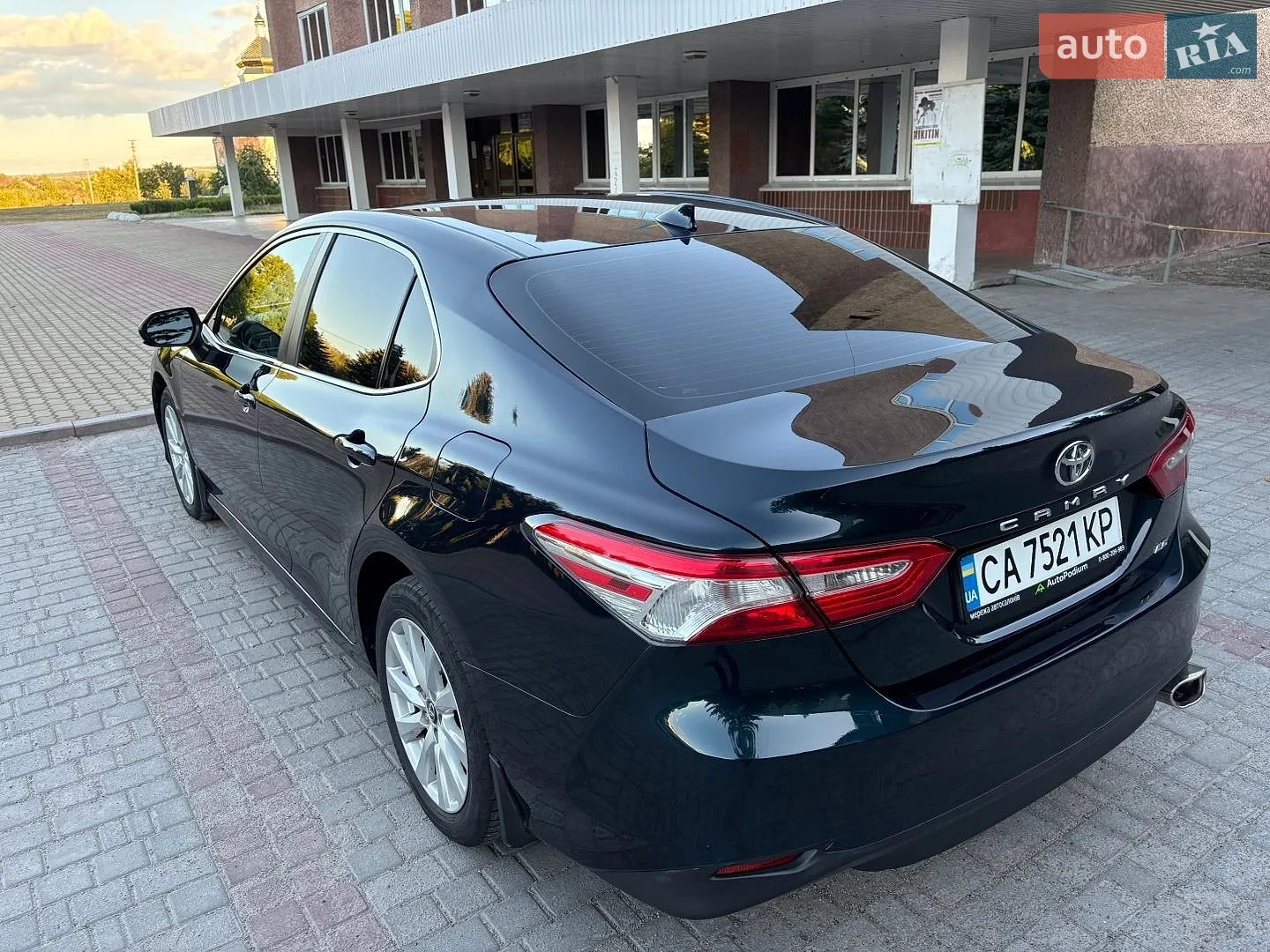 2019 Toyota Camry - мініатюра 21