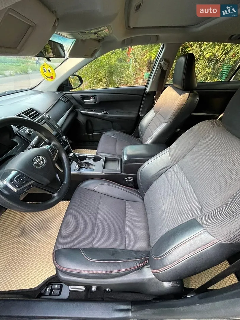 2016 Toyota Camry - мініатюра 10