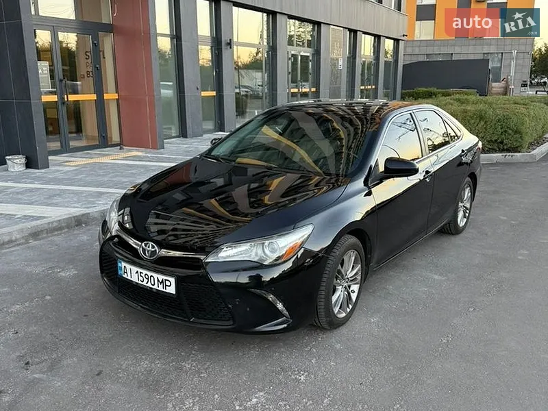 Toyota Camry 2015