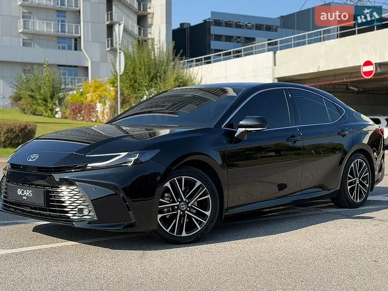 Toyota Camry 2026