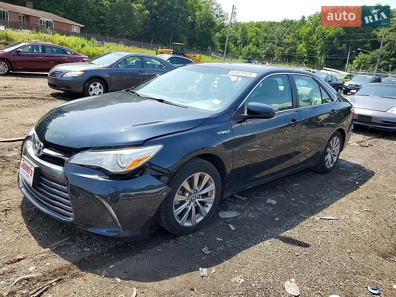 Toyota Camry 2017