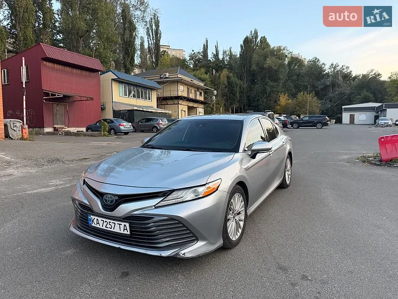 Toyota Camry 2020