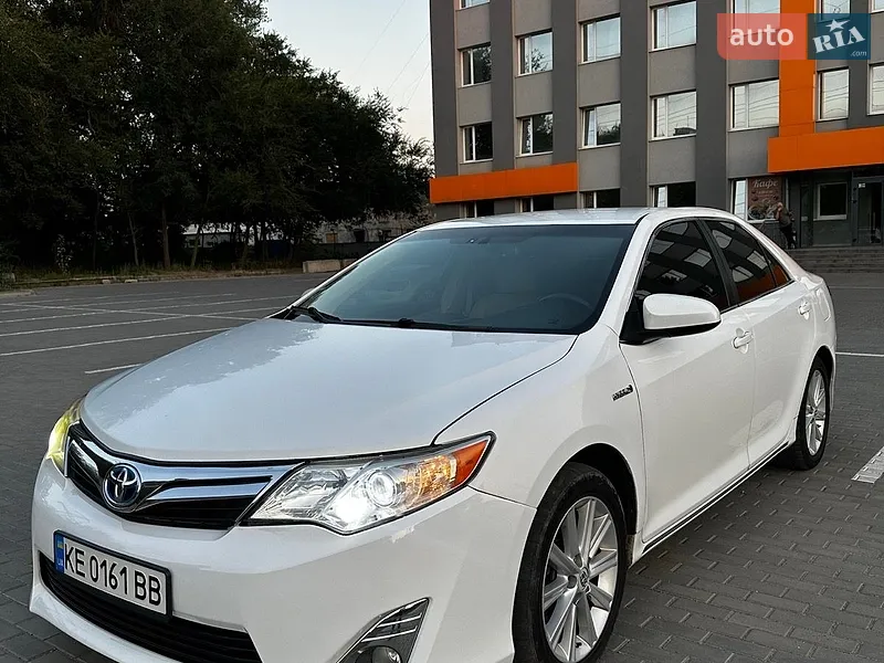 Toyota Camry 2014