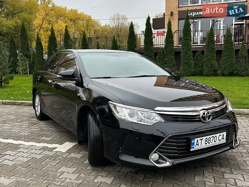 Toyota Camry 2017