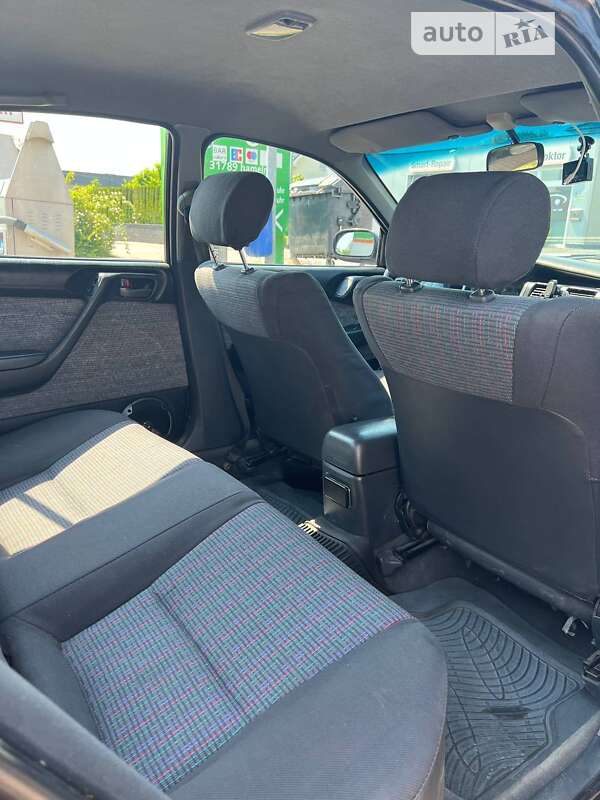 Седан Toyota Carina E 1994 в Одесі