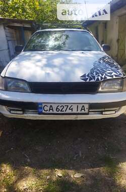 Седан Toyota Carina E 1996 в Бершаді