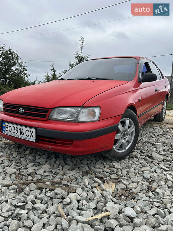 Седан Toyota Carina E 1995 в Тернополі