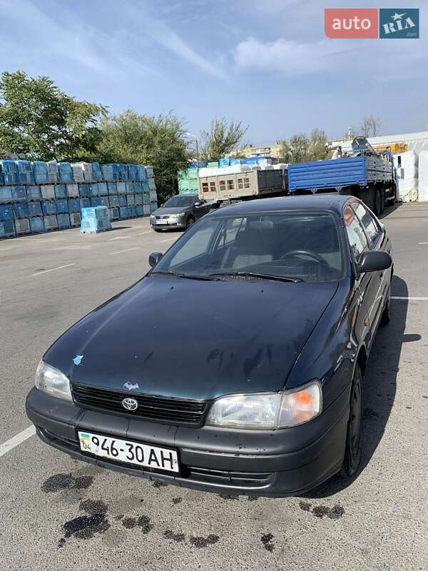 Седан Toyota Carina E 1995 в Днепре фото Седан Toyota Carina E 1995 в Днепре