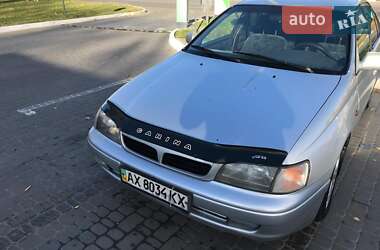 Седан Toyota Carina E 1997 в Харькове