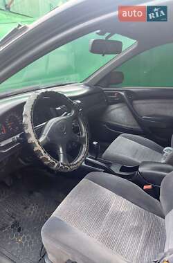 Седан Toyota Carina E 1993 в 