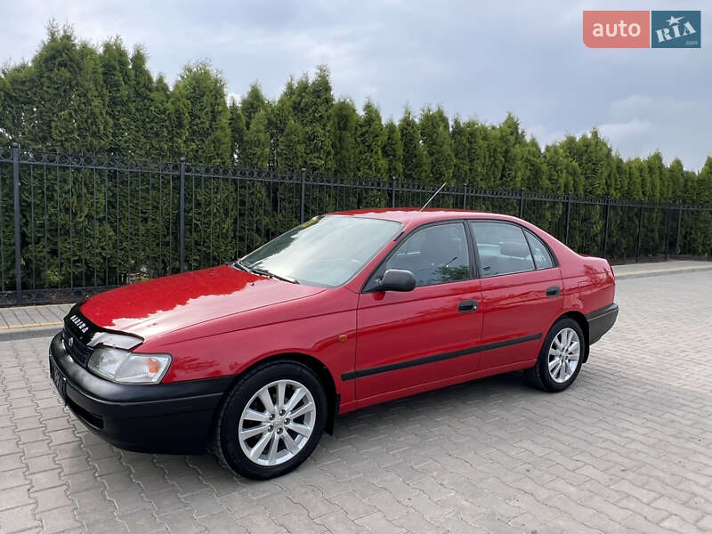 Седан Toyota Carina E 1994 в Одесі