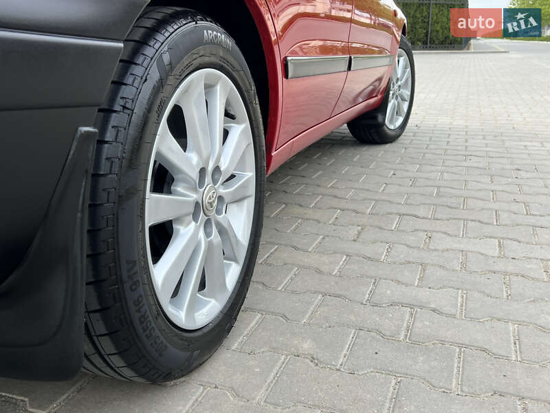 Седан Toyota Carina E 1994 в Одесі
