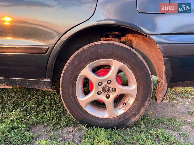 Седан Toyota Carina E 1993 в Балте