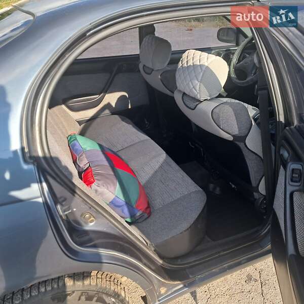 Седан Toyota Carina E 1996 в Ромнах фото 4 Седан Toyota Carina E 1996 в Ромнах