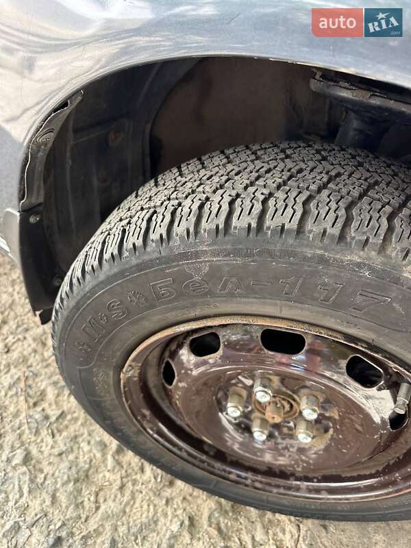 Лифтбек Toyota Carina E 1993 в Южноукраинске