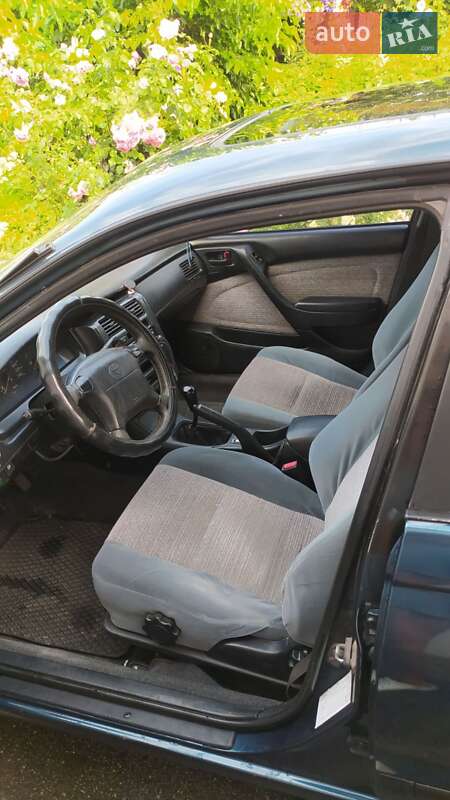 Лифтбек Toyota Carina E 1993 в Виннице
