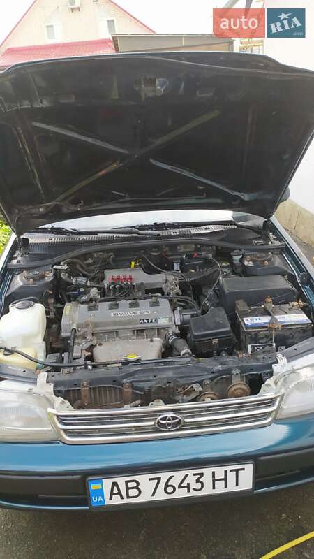 Лифтбек Toyota Carina E 1993 в Виннице