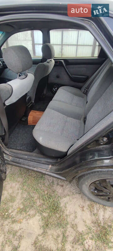 Лифтбек Toyota Carina E 1994 в Змиеве