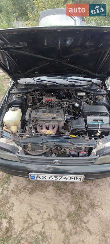 Лифтбек Toyota Carina E 1994 в Змиеве